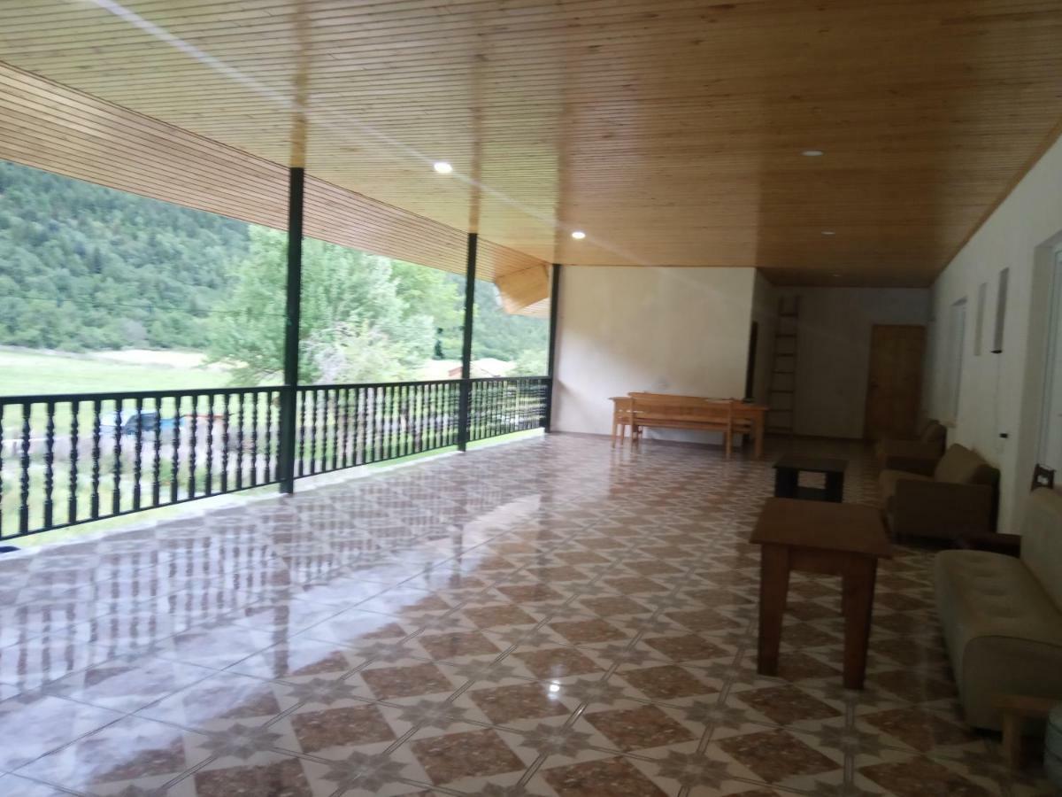 Guest House Tavaduri ميستيا المظهر الخارجي الصورة
