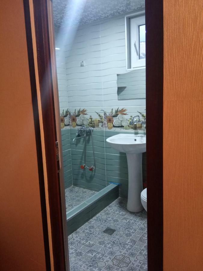 Guest House Tavaduri ميستيا المظهر الخارجي الصورة